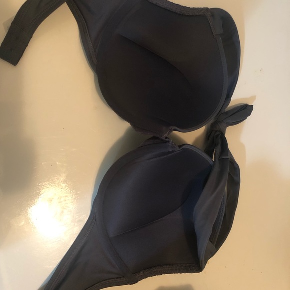 Victoria's Secret NEW without tags, swim M and 34D - Picture 3 of 6